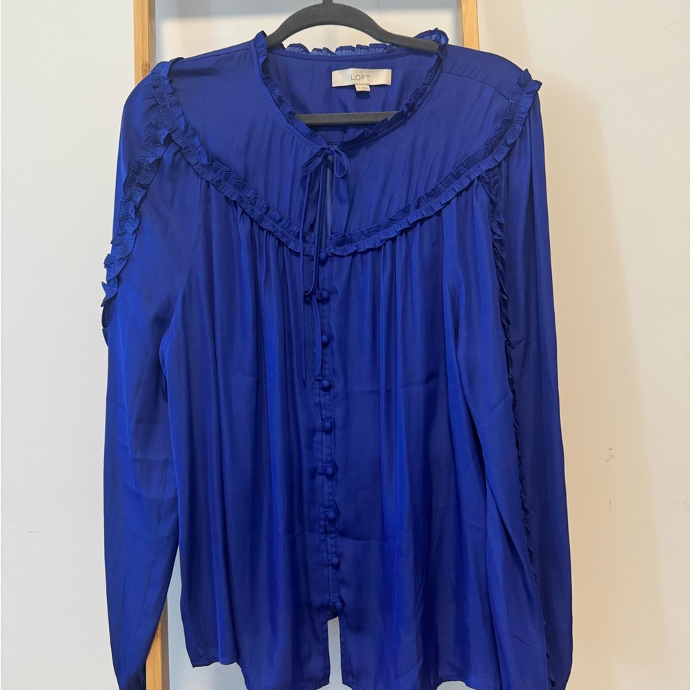 Women's Blue Ruffled Top